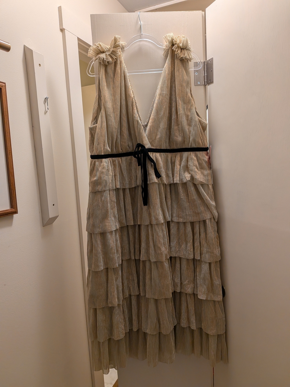 ARULA Gold Shine Ruffle Tiered Maxi Dress Black Velvet Waist Tie Size B (2X)
